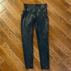 Spanx Faux Leather Leggings Black Matte Womens XL. Tag is cut off.